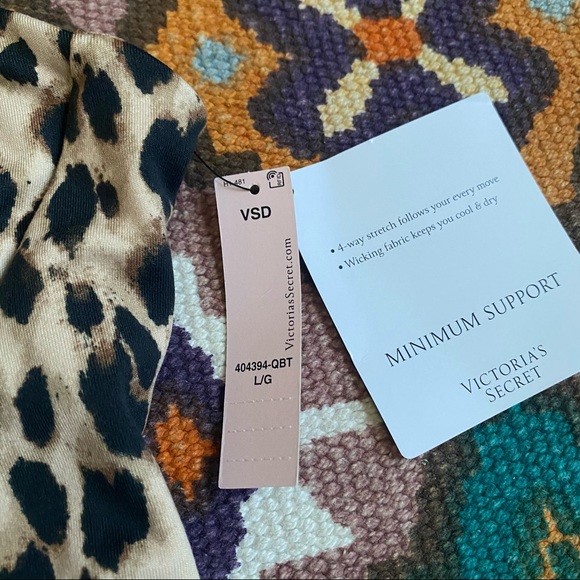 Victoria’s Secret Cheetah Minimum Support Bra w/ renovable pads Large BRAND NEW - Picture 3 of 9